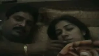 ग्रीक योद्धा योग्य स्तन संग श्यामला गडबड