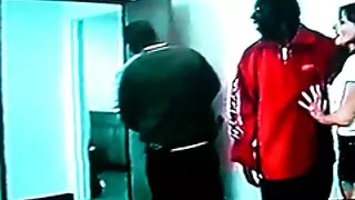 उनको कोबो संग गधा पूल मा गडबड